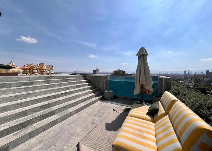 I811 Loft Ac Premium Amenities